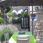 Apartment Ante